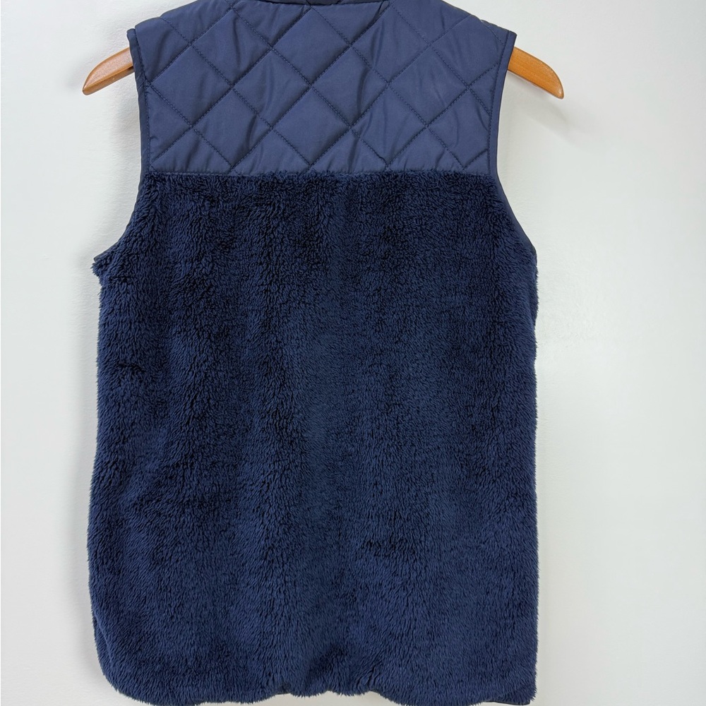 CROWN & IVY Navy Blue Quilted Kids Vest size L (Unisex) - Picture 3 of 9